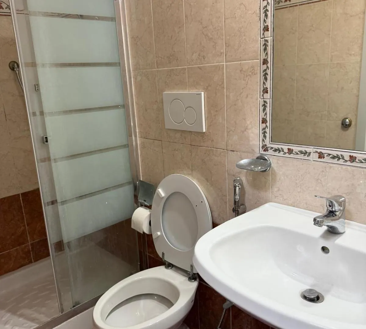 Granroma Hotel Guest house